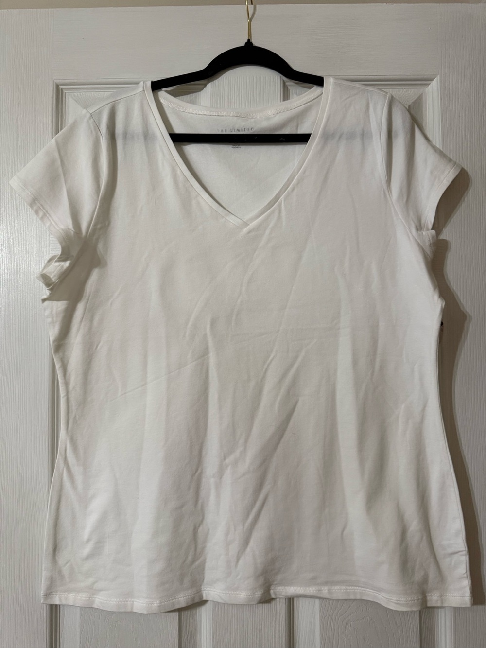The Limited White V-Neck Short Sleeve Tee